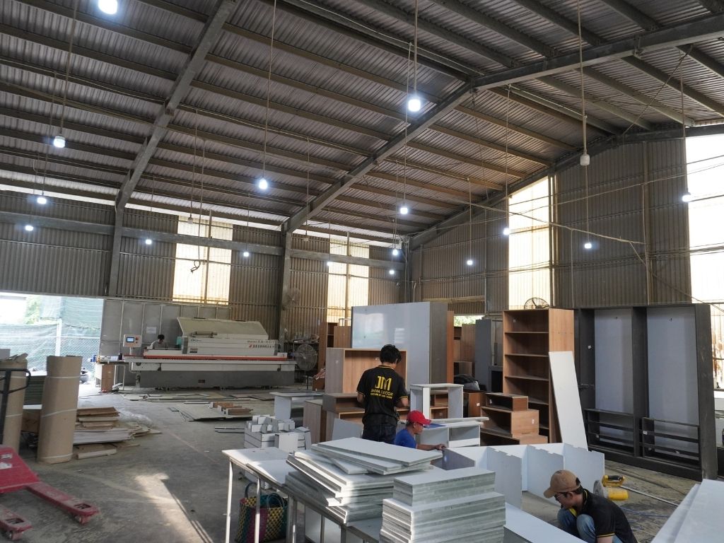 xưởng sản xuất nội thất gỗ 2000m2