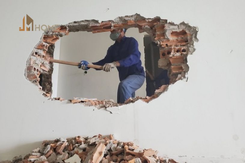 cách phá tường nhà