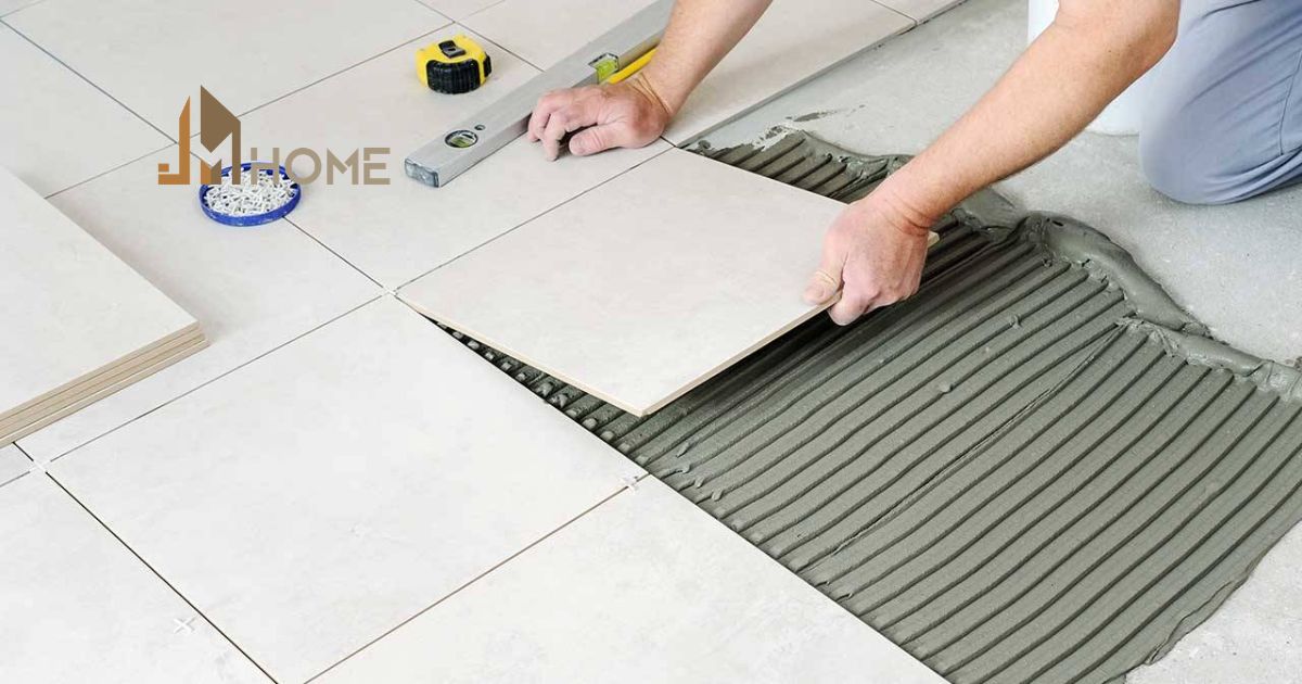 Có thể lát gạch mới chồng lên nền gạch cũ không